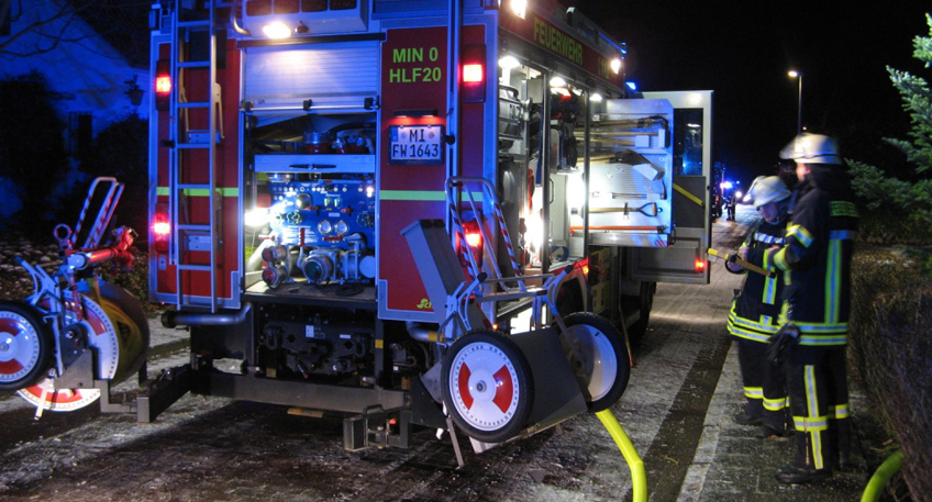 Feuer im Keller eines Wohnhauses in der Charlottenstra&szlig;e