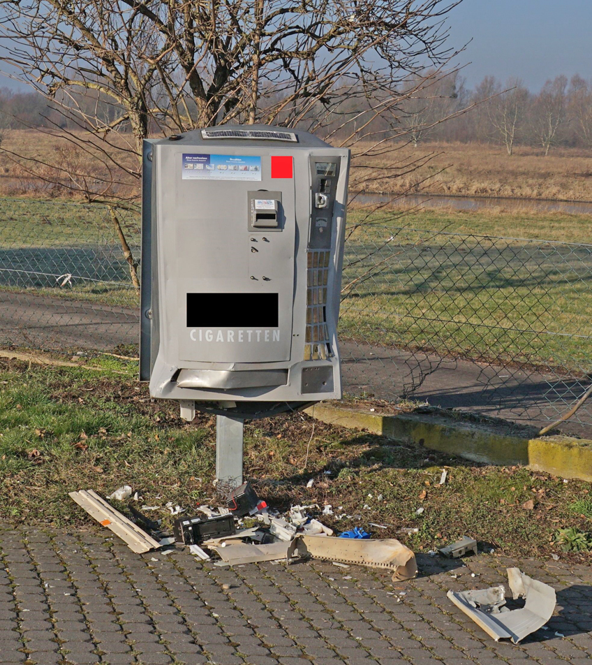 Wieder Zigarettenautomaten aufgesprengt Wieder Zigarettenautomaten aufgesprengt
