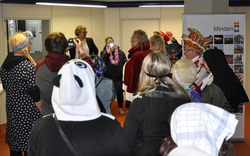 20170223 hallo minden weiberfastnacht rathaus 00