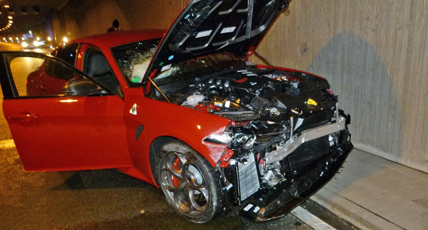 Kontrolle verloren: Unfall im Weserauentunnel