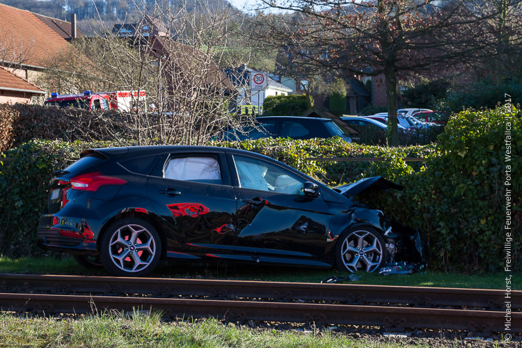 20170327 hallo minden unfall wuelpke 00