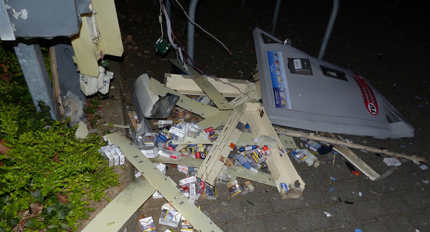 Erneut Zigarettenautomat an der Artilleriestraße aufgesprengt Erneut Zigarettenautomat an der Artilleriestraße aufgesprengt