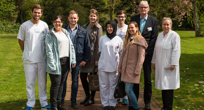 49 neue Pflegekräfte bei den Mühlenkreiskliniken 49 neue Pflegekräfte bei den Mühlenkreiskliniken