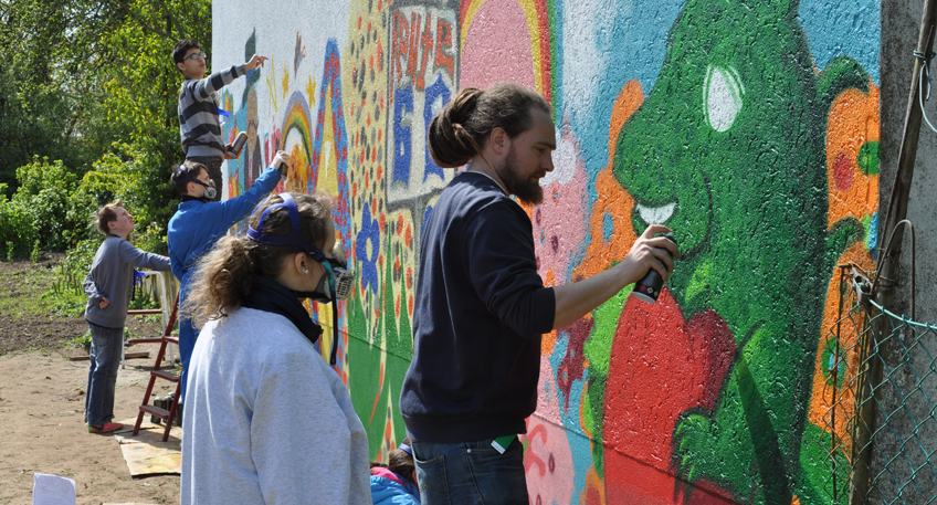 Graffiti-Workshop im Garten Tausendschön Graffiti-Workshop im Garten Tausendschön