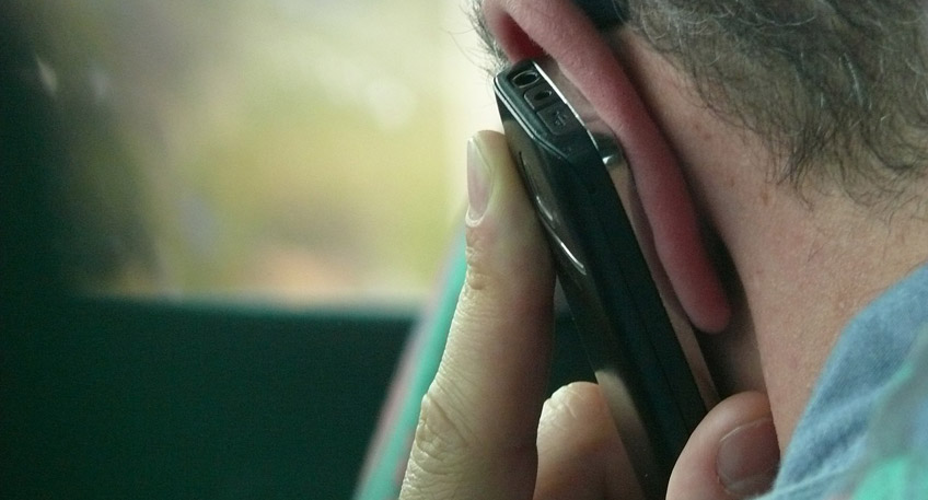 Falscher Polizist am Telefon - Vorsicht Betrüger!