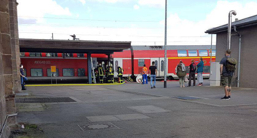 20170515-hallo-minden-feuerwehr-am-bahnhof-re6