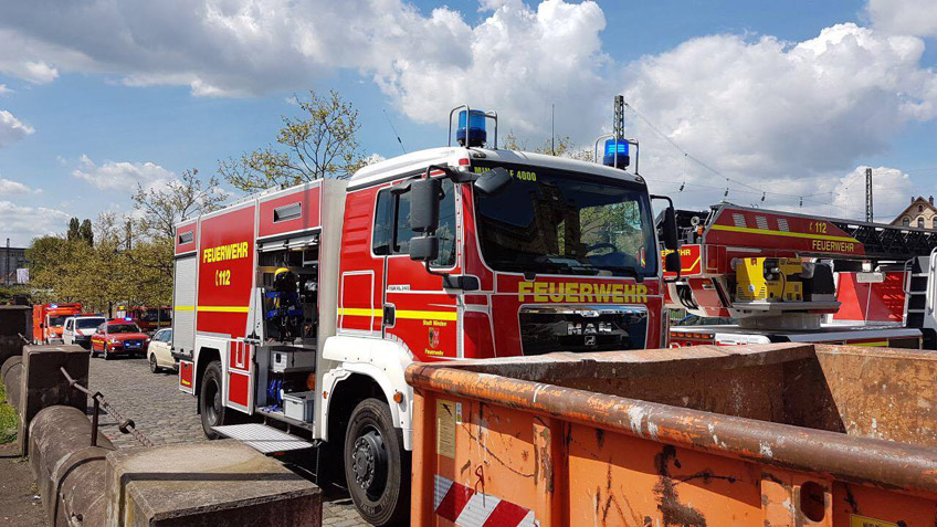 20170515-hallo-minden-feuerwehr-am-bahnhof-re6