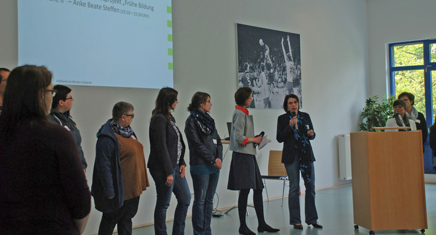 Sprachbildung und Mehrsprachigkeit in Kita und Grundschule