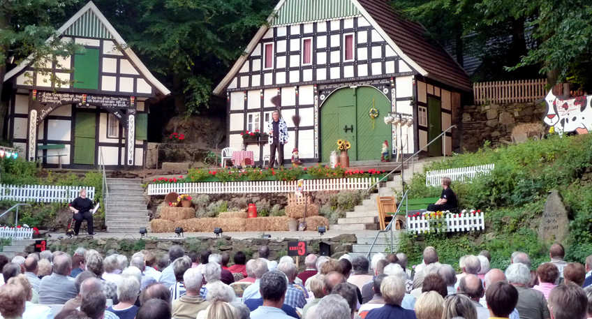 Auftakt 'LandArt-Festival 2017' auf der Freilichtb&uuml;hne Kahle Wart