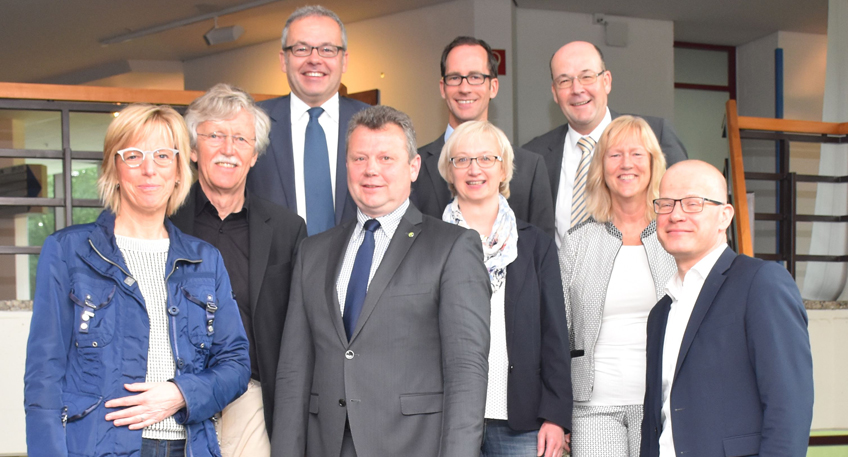 Vereinbarkeit von h&auml;uslicher Pflege und Berufst&auml;tigkeit