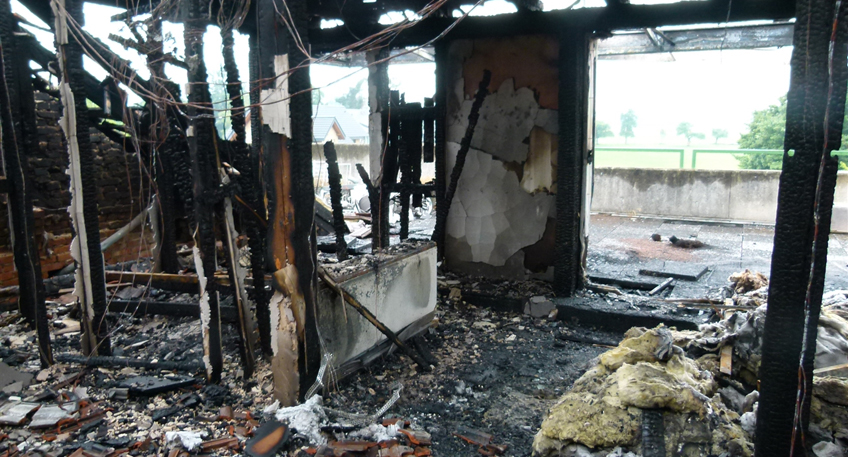 13-J&auml;hriger verursacht beim Rauchen m&ouml;glicherweise einen Brand