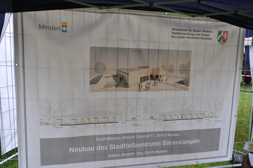 Erster Spatenstich für das Stadtteilzentrum in Bärenkämpen Erster Spatenstich für das Stadtteilzentrum in Bärenkämpen