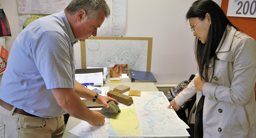 Tourismus-Fachfrau Linyan Han lernt Minden kennen