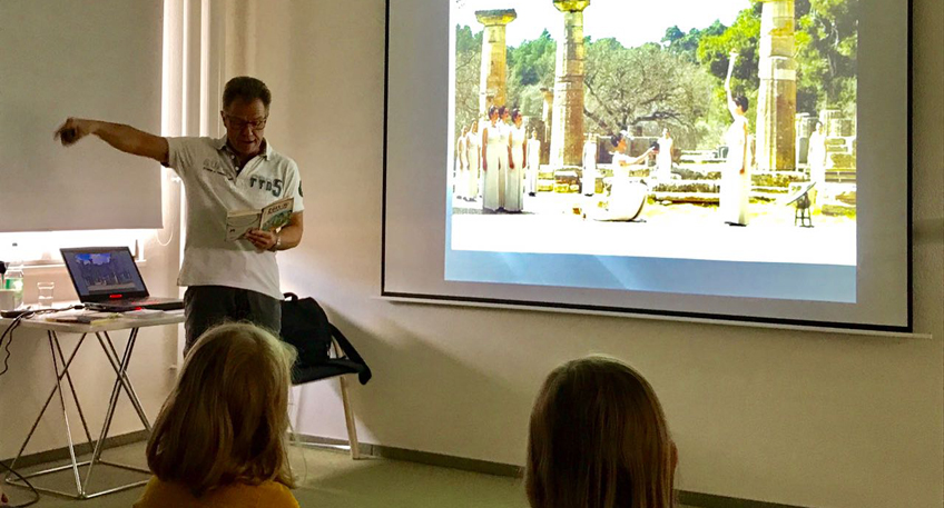 Internationaler Ferienspa&szlig; in der Juxbude und Stadtbibliothek