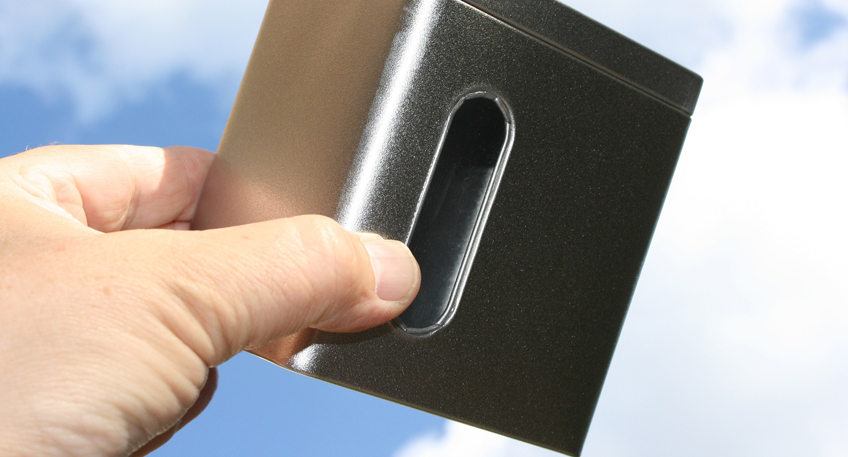 Unbekannter entwendet Spendendosen