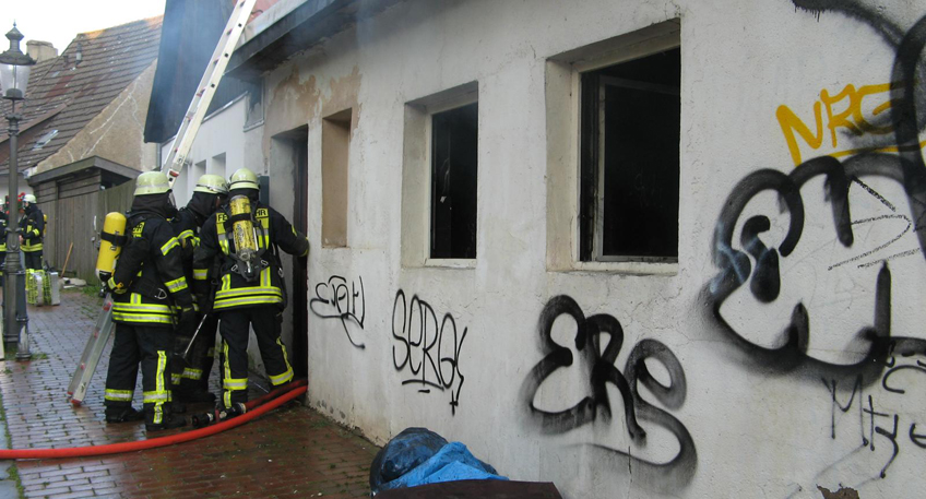 Brand in der Altstadt sorgt für Großeinsatz der Feuerwehr Brand in der Altstadt sorgt für Großeinsatz der Feuerwehr