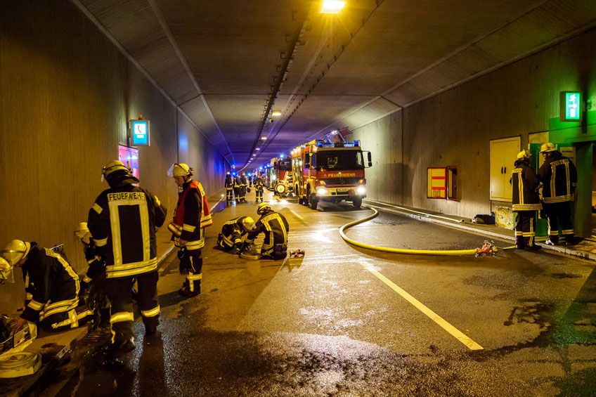 20170921-hallo-minden-uebung-feuerwehr-tunnel