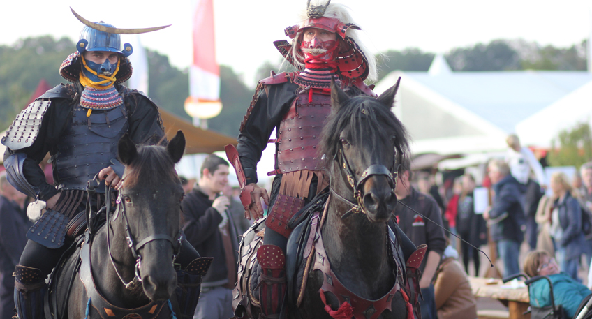 Besucher aus ganz Europa bei Reenactor-Messe in Minden