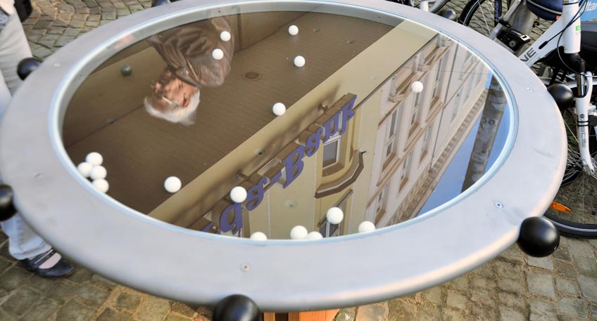 Feierliche Einweihung des Brunnens am Wesertor