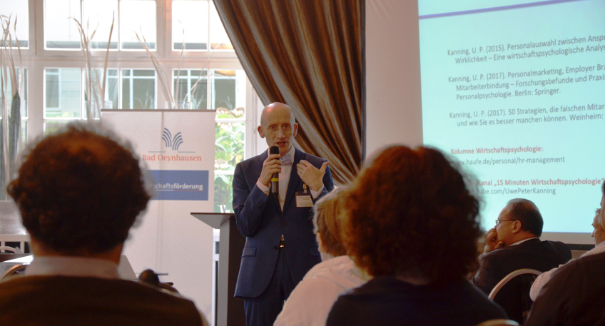 'Wie sie garantiert den falschen Mitarbeiter finden' 'Wie sie garantiert den falschen Mitarbeiter finden'