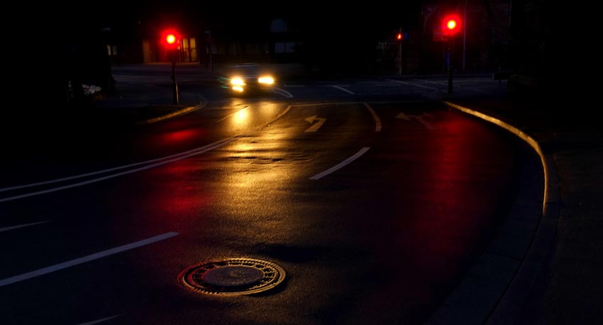 13-J&auml;hrige auf Schulweg von Auto am Ellenbogen erfasst
