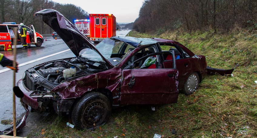 20171226 hallo minden unfall a2 bad eilsen 00.jpg