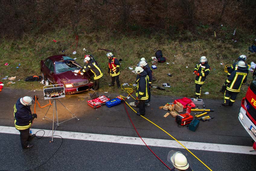20171226 hallo minden unfall a2 bad eilsen 00.jpg
