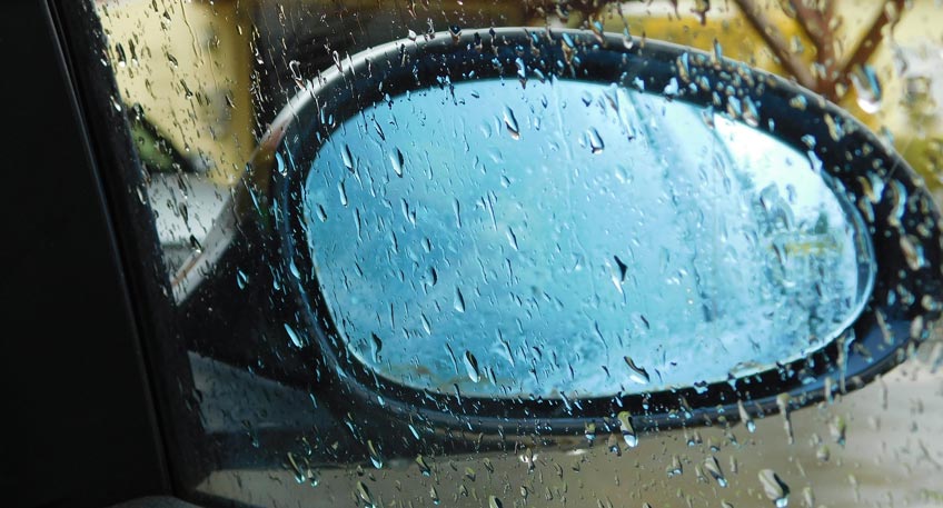 Im Vorbeifahren Au&szlig;enspiegel besch&auml;digt - Zeugen gesucht