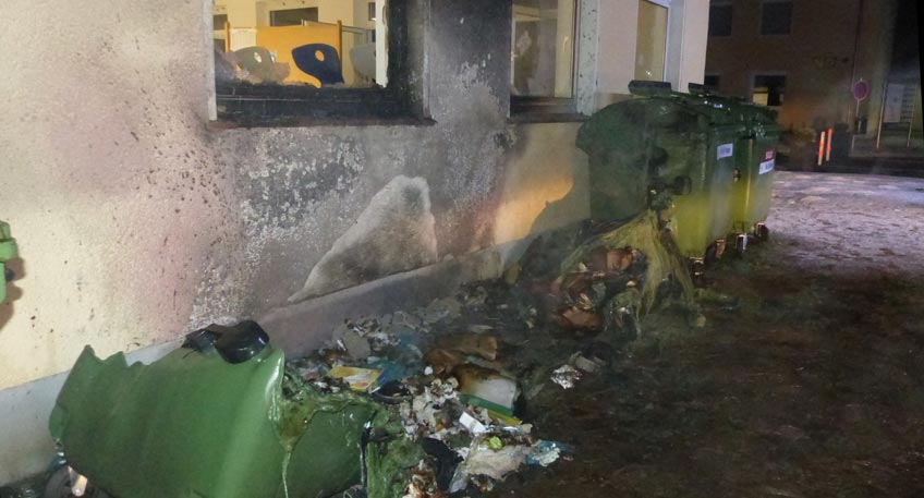 Container brennen in Minderheide - Polizei sucht Zeugen Container brennen in Minderheide - Polizei sucht Zeugen