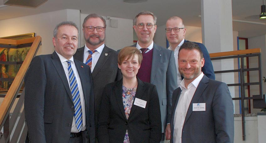 Neues Online-Portal soll Fachkräfte in die Region holen Neues Online-Portal soll Fachkräfte in die Region holen