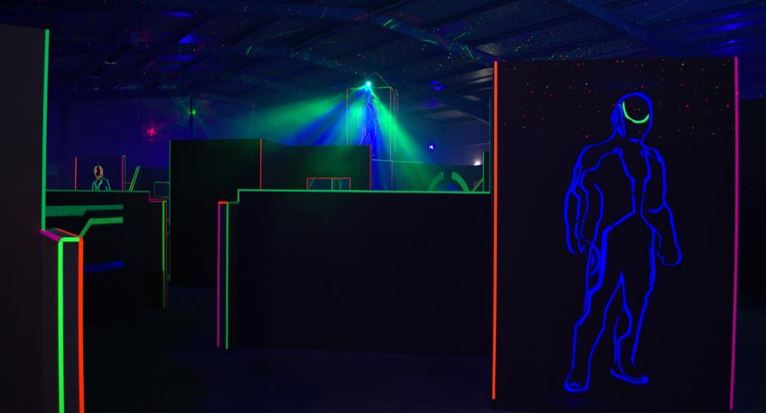 Lasertag & Schwarzlicht-Minigolf-Anlage eröffnet in Bad Oeynhausen