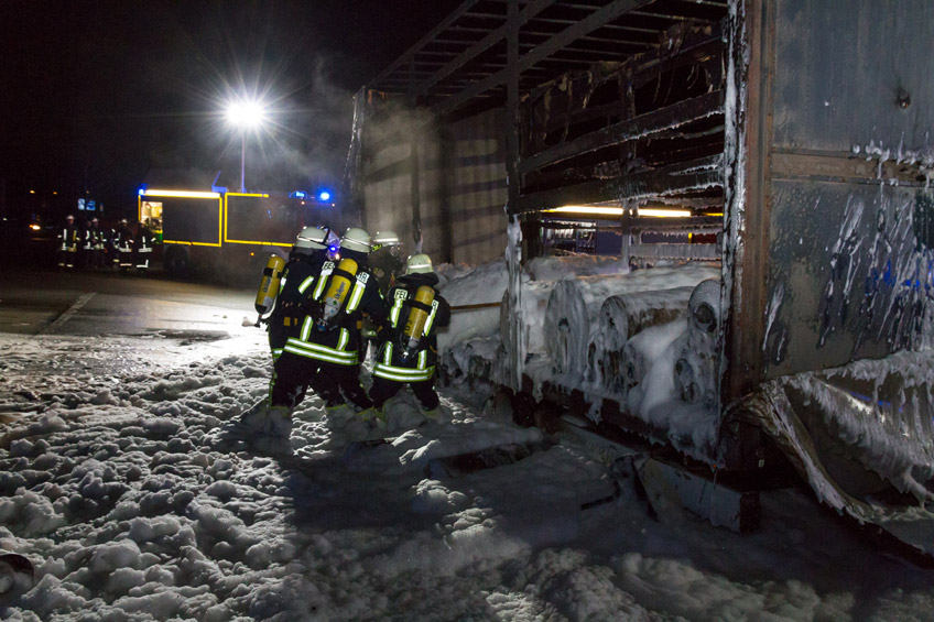 20180403-hallo-minden-lkw-brand-a2-porta