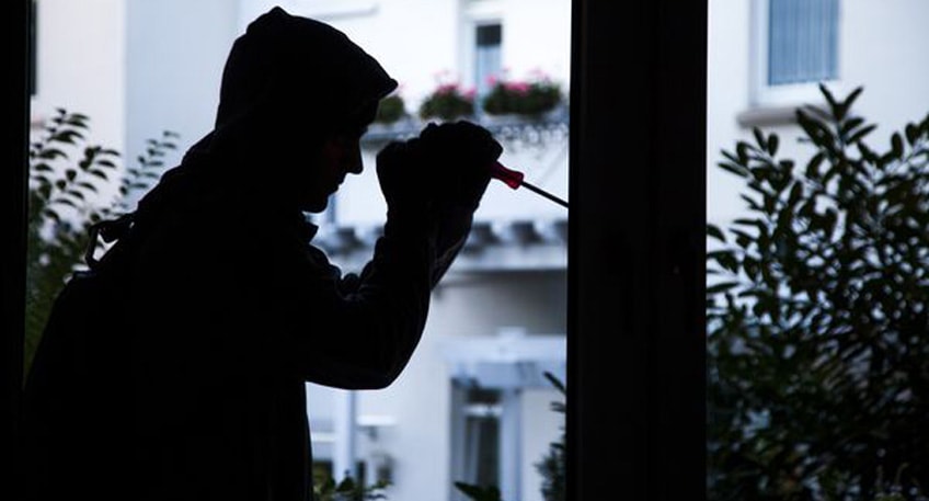 Einbruch in D&uuml;tzen w&auml;hrend Bewohner zuhause waren