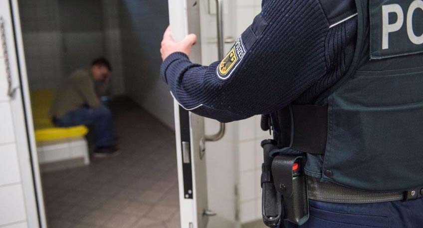 Diebe erbeuten Ware f&uuml;r rund 1.000 Euro