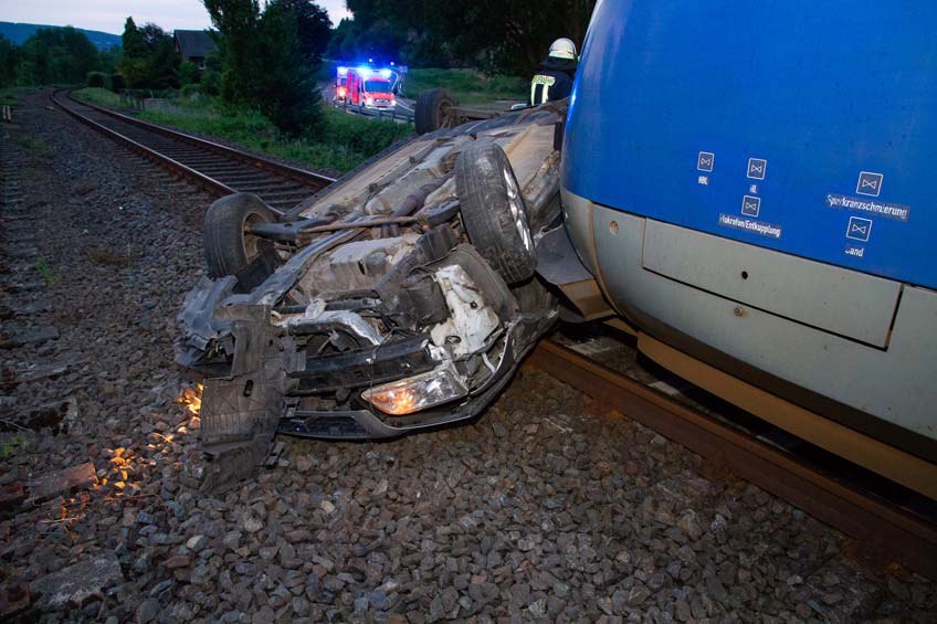 20180526-hallo-minden-pkw-unfall-zug