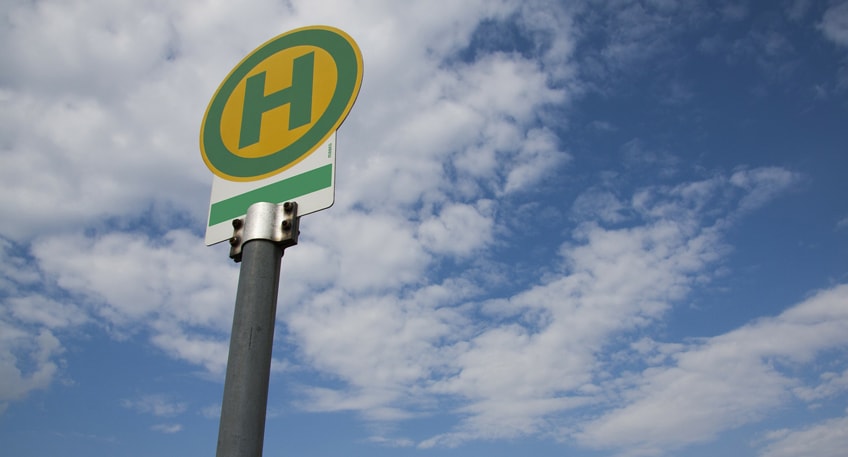Bauarbeiten behindern Busverkehr auf dem Hohenstaufenring Bauarbeiten behindern Busverkehr auf dem Hohenstaufenring