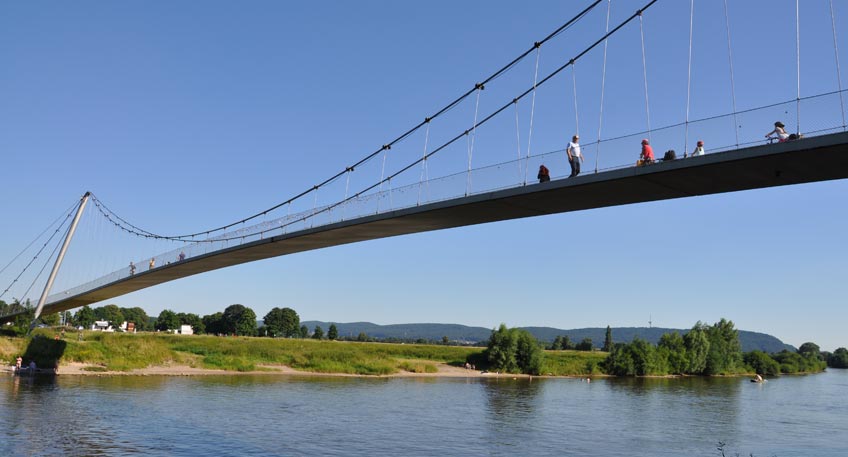 Glacisbrücke noch länger gesperrt