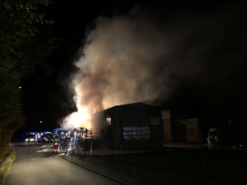 Freiwillige Feuerwehr Bückeburg-Stadt bei zwei Bränden und einer Hilfeleistung gefordert