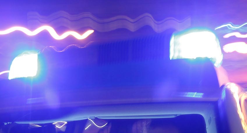 17-Jähriger verletzt seine Freundin mit Messer am Hals