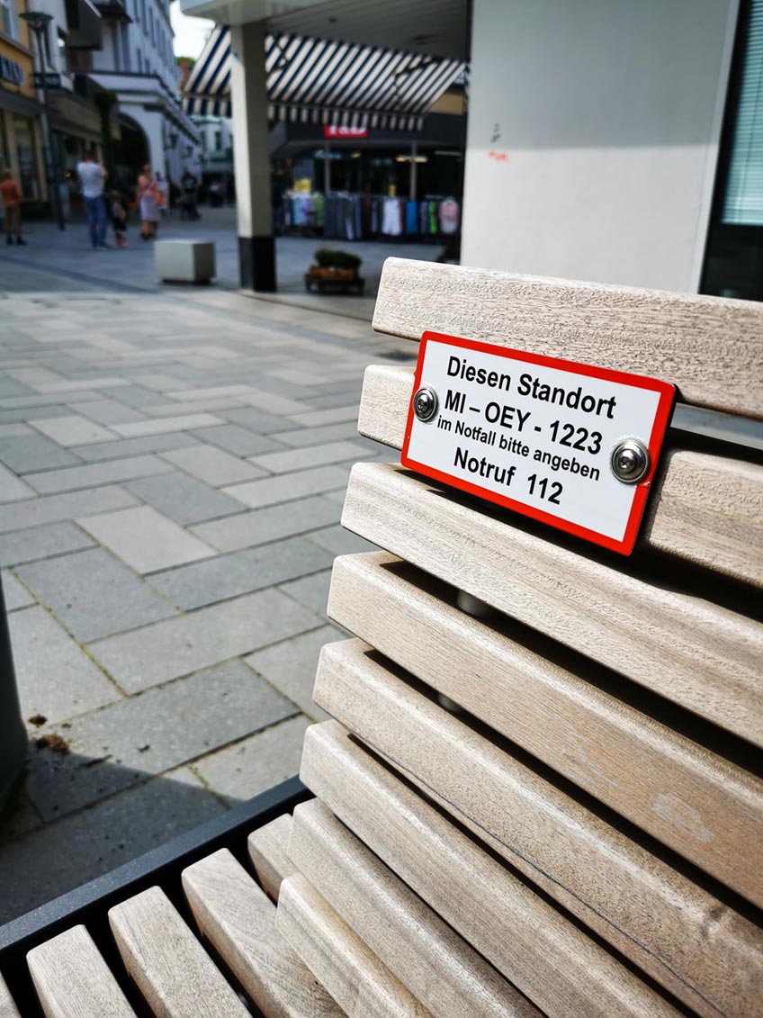 Das ist auch interessant: Corona-Virus im Kreis Minden-L&uuml;bbecke - Stand heute  Fu&szlig;g&auml;ngerzone: L&uuml;ckenschluss zwischen Markt und ZOB  NRW verl&auml;ngert Coronaschutzverordnung  26-J&auml;hriger wegen sexueller &Uuml;bergriffe im Freibad festgenommen  Anzeige 20200415 hallo minden werbung
