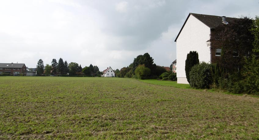 Wo jetzt noch im Mindener Stadtbezirk K&ouml;nigstor Ackerfl&auml;che zu sehen ist, soll bald die erste Klimaschutzsiedlung in Minden und damit eine weitere von insgesamt 100 Klimaschutzsiedlungen in NRW entstehen. 