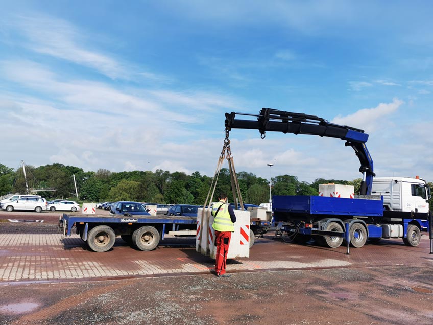 20210518 hallo minden betonbloecke kanzlers weide 01