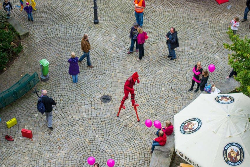 Mit dem neugeschaffenen Slogan „Minden zeigt Kultur“ will die Stadtverwaltung Kulturschaffende in und nach der Corona-Krise unterstützen. Dass es viele Ideen gibt, wie sich Kultur in Minden wieder ins Gespräch bringen kann, hat unter anderem eine Befragung gezeigt.
