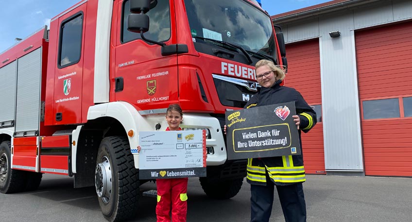 Ob beim Wohnungsbrand, bei Unwetterschäden oder bei Verkehrsunfällen – sie sind da, wenn Menschen Hilfe in einer Notlage brauchen. Von einem Notfall kann jeder jederzeit betroffen und dann auf die schnelle Hilfe der Feuerwehren und Ersthelfer angewiesen sein.