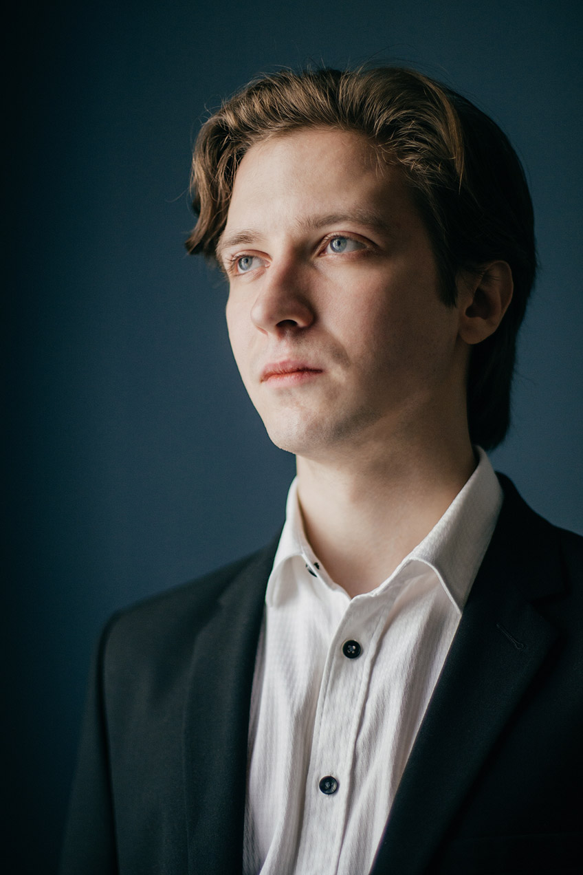 Zum Auftakt soll es etwas Besonderes sein. Andrey Denisenko begeht das erste Konzert des Jahres der &bdquo;Weltklassik am Klavier&ldquo; mit St&uuml;cken von Bach, Beethoven und Rachmaninow. Das Konzert mit dem Titel &bdquo;Der Einfluss Goehtes Egmont auf Beethovens Sonate&ldquo; findet am 8. August um 18:30 Uhr in der Wandelhalle statt.