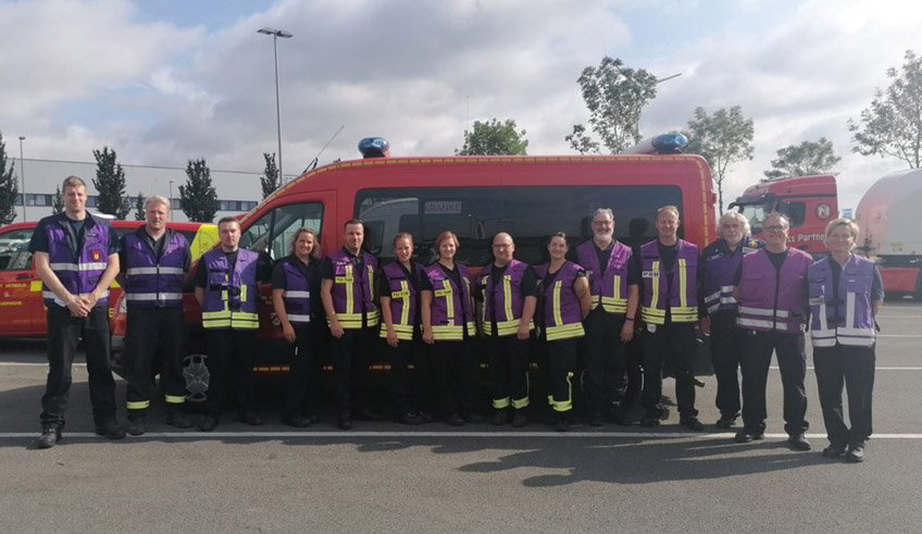 &bdquo;Die Bilder allein sind schon krass, aber selbst davor zu stehen, zeigt erst das ganze Ausma&szlig; dieser Katastrophe&ldquo;, sagt Einheitsf&uuml;hrerin Svenja St&ouml;rmer. &bdquo;Dort laufen ja jetzt schon seit zwei Wochen die Aufr&auml;umarbeiten, und die zerst&ouml;rerische Kraft des Wassers ist dennoch &uuml;berall zu sehen.&ldquo;