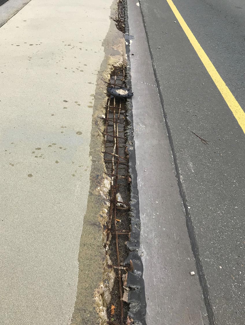 Vier Br&uuml;cken in Minden verbinden das linke mit dem rechten Weserufer und umgekehrt. Ein wichtiges Bauwerk davon wird derzeit saniert: die Mitte der 1970er Jahre errichtete Gustav-Heinemann-Br&uuml;cke - auch Nordbr&uuml;cke genannt.