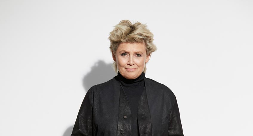 Egal ob eing&auml;ngiger Ohrwurm oder anspruchsvolle Jazz-Melodie, Gitte Haenning wandelt leichtf&uuml;&szlig;ig zwischen verschieden Musikstilen. Das beweist sie bei ihrem Auftritt am 17. September um 19:30 Uhr im Theater im Park.