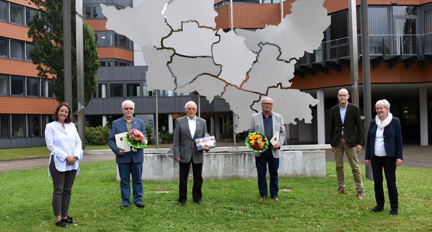 v.l.n.r.: Landrätin Anna Katharina Bölling, Wilhelm Barthel, Helmut Uphoff, Reinhold Arntz, Klaus Eichenkamp, Cornelia Schöder  Foto: Mirjana Lenz/Kreis Minden-Lübbecke 