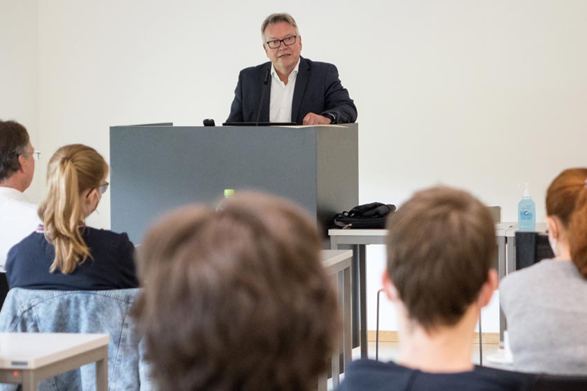 Medizin als Studienfach: Was in Bielefeld in diesem Semester zum ersten Mal angeboten wird, ist in Minden-L&uuml;bbecke und Herford in Kooperation mit der Ruhr-Universit&auml;t Bochum (RUB) schon seit 2016 fest etabliert.